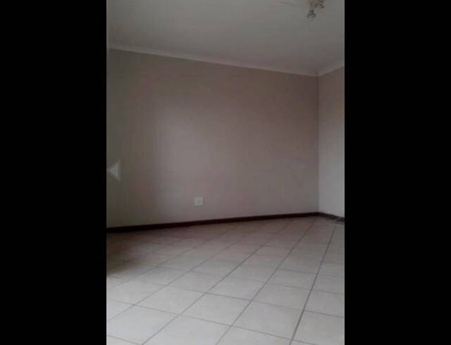 2 BEDROOM TOWNHOUSE FOR SALE IN NOORDWYK